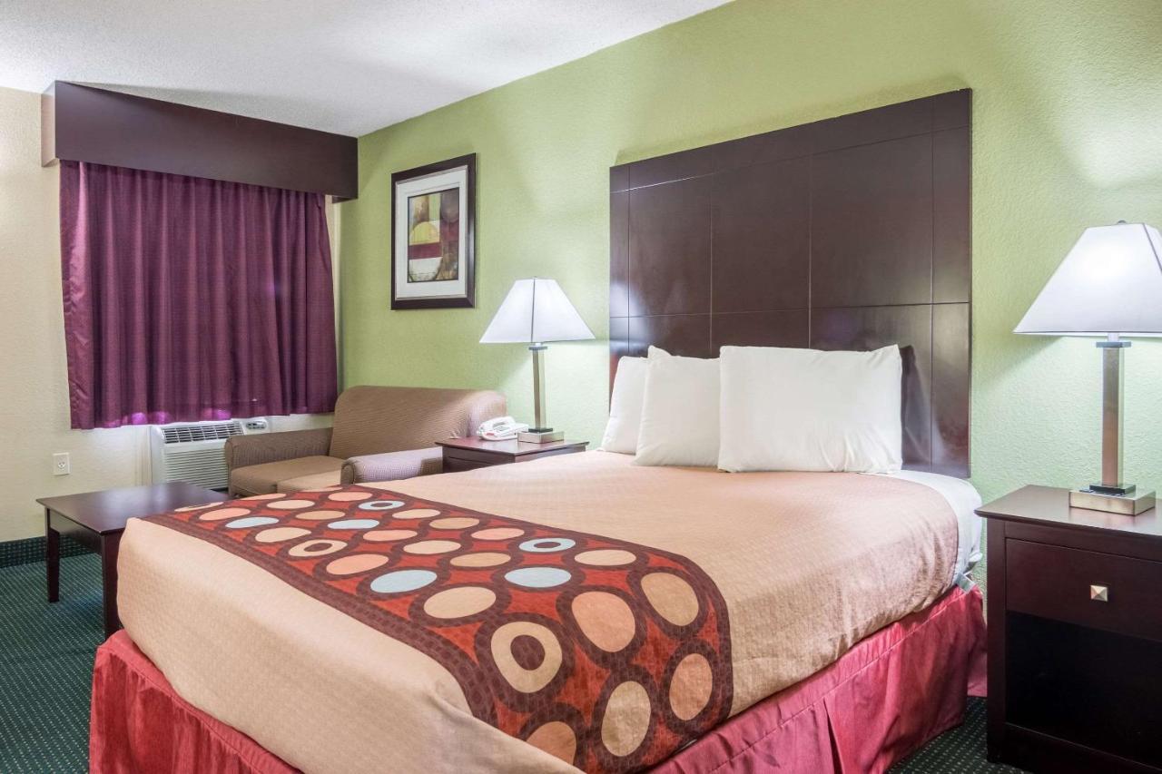 Rodeway Inn Mansfield Екстериор снимка
